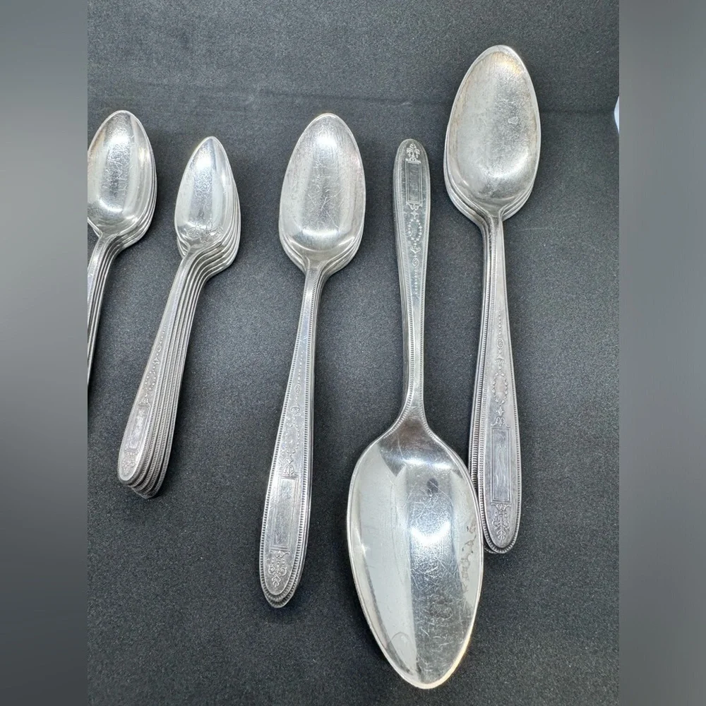 Antique 1920s Community “Grosvenor” Silverplate Spoons by Oneida